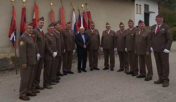 Spoštovani prvi predsednik tovariš Milan Kučan.